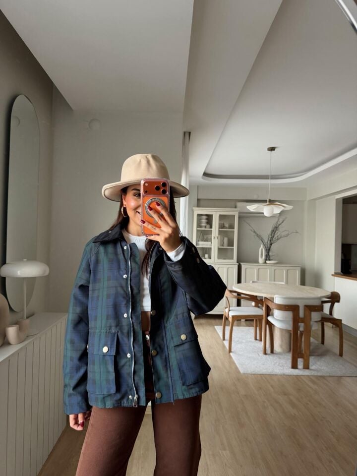 Laci Yeşil Ekoseli Ceket