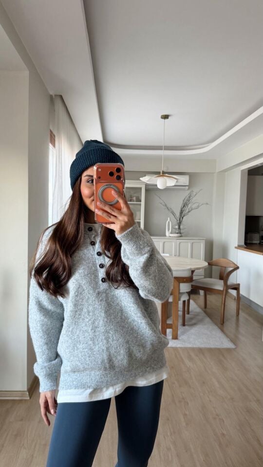 Bisiklet Yaka Düğmeli Kazak Gri