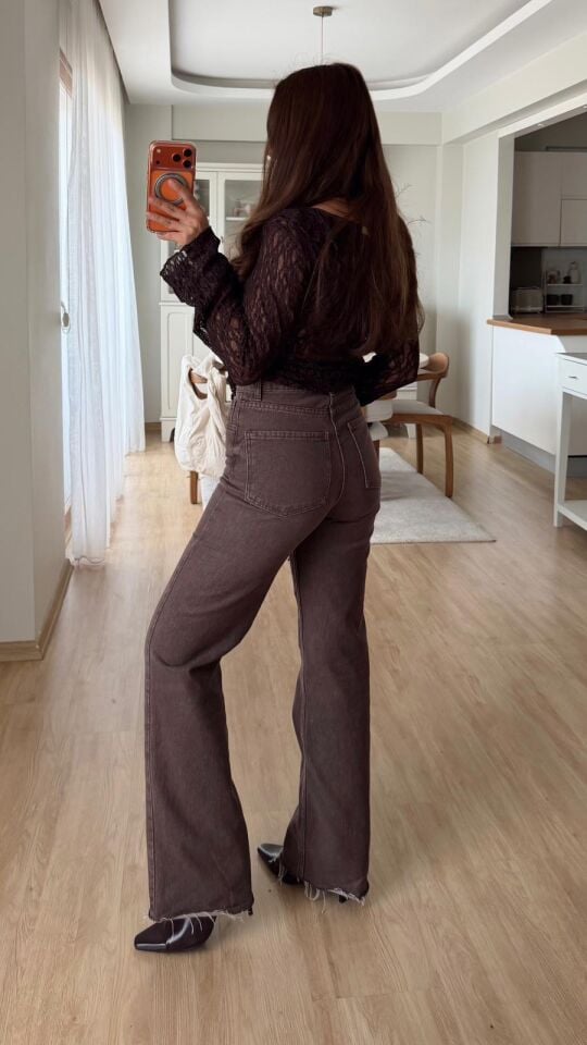 Kahve Taşlamalı Straight Jean