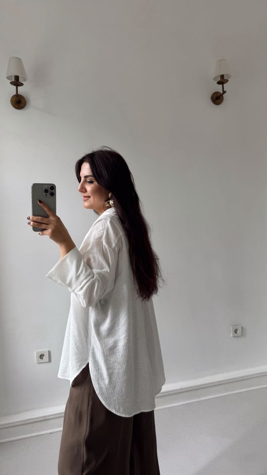 Manşetli Ekru Gömlek