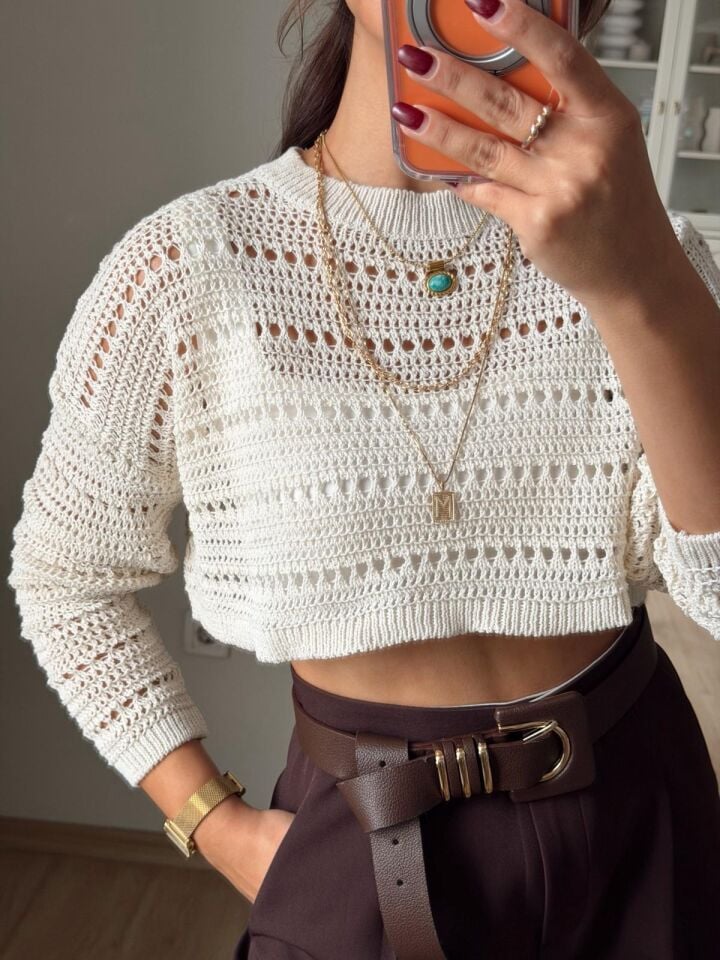 Ekru Ajurlu Crop Bluz