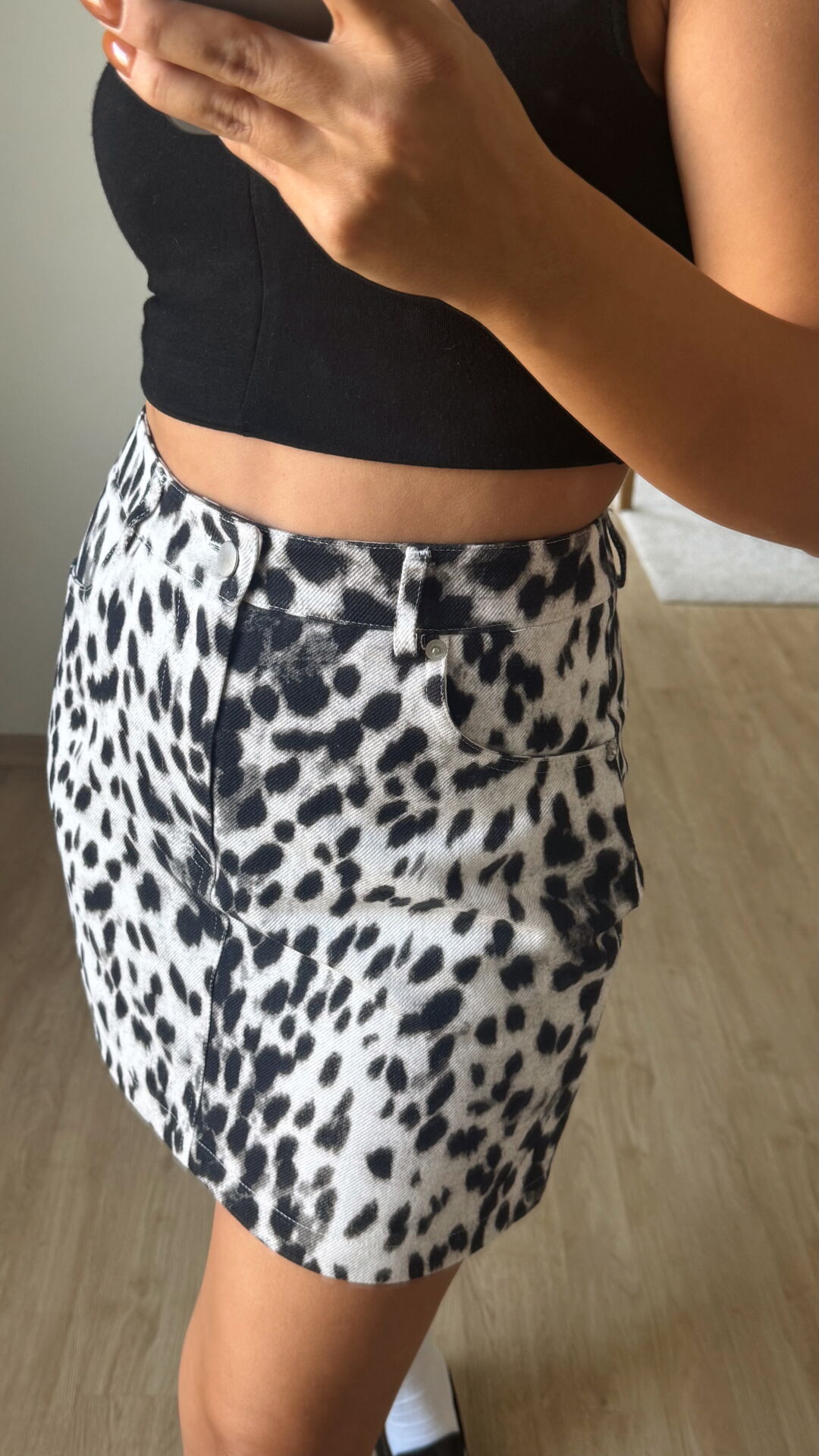 Siyah Beyaz Leopar Mini Etek