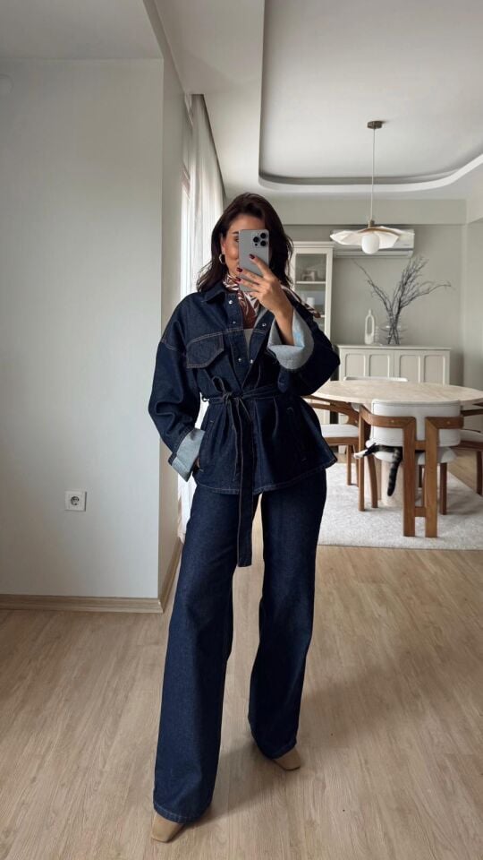 Dikişli Lacivert Jean