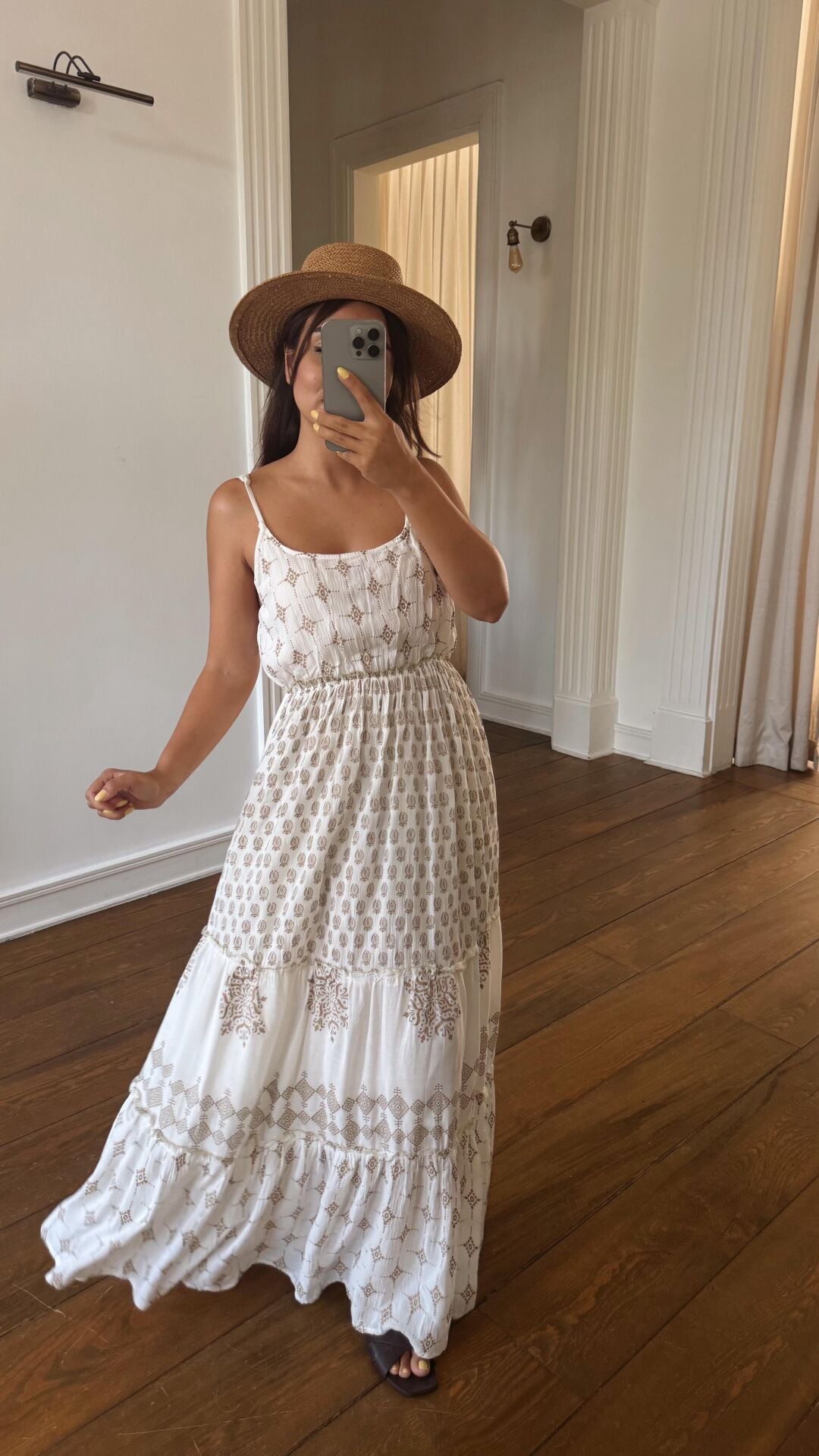 Etnik Desen Bej Elbise