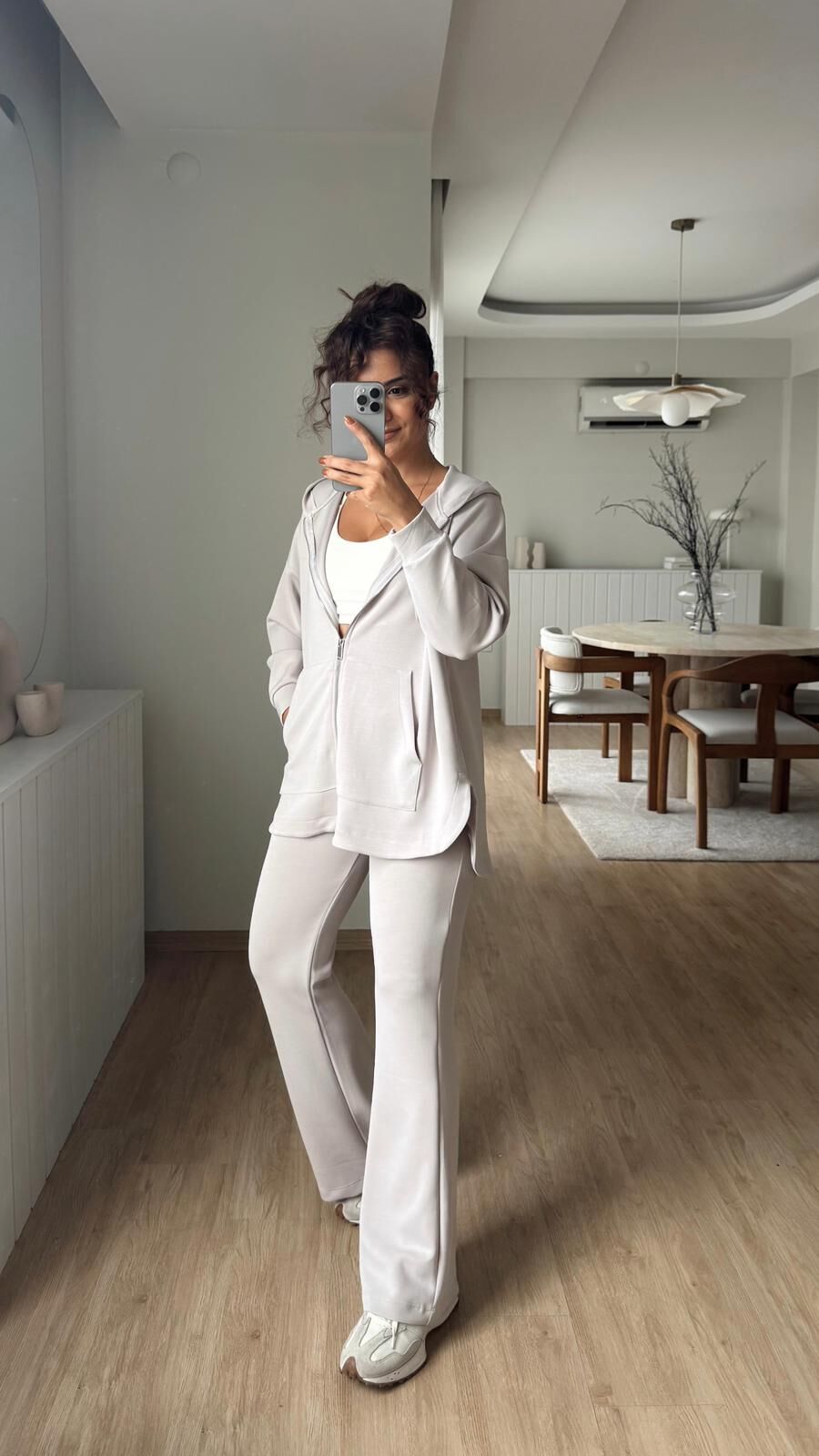 İspanyol Modal Takım Taş