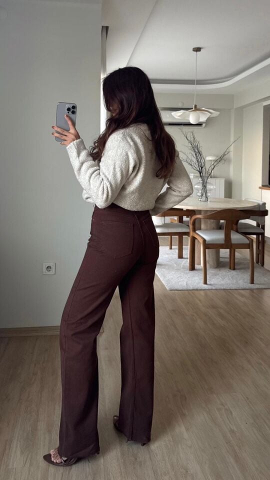 Kahve Kesik Paça Jean