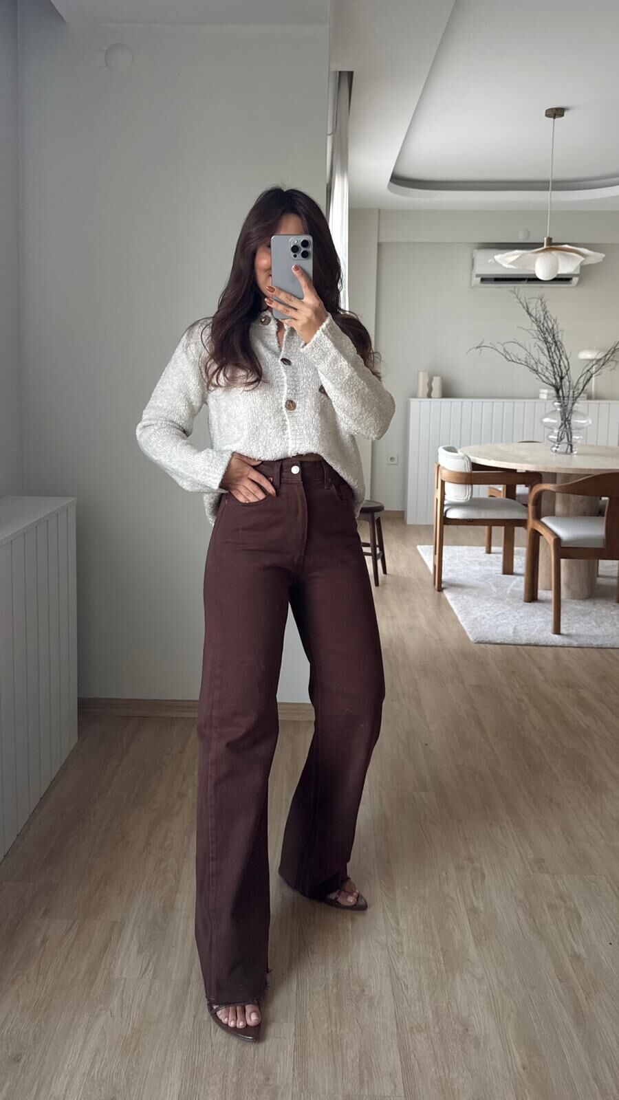 Kahve Kesik Paça Jean