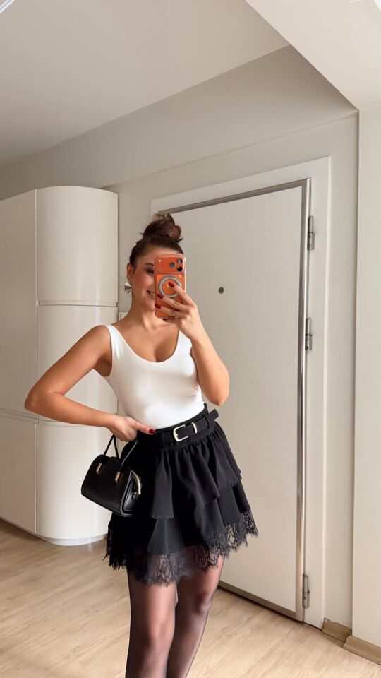 Kemerli Dantel Fırfır Etek Siyah