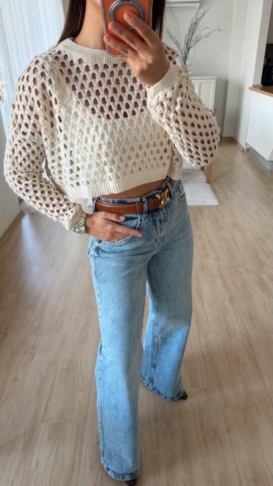 Ajurlu Crop Krem