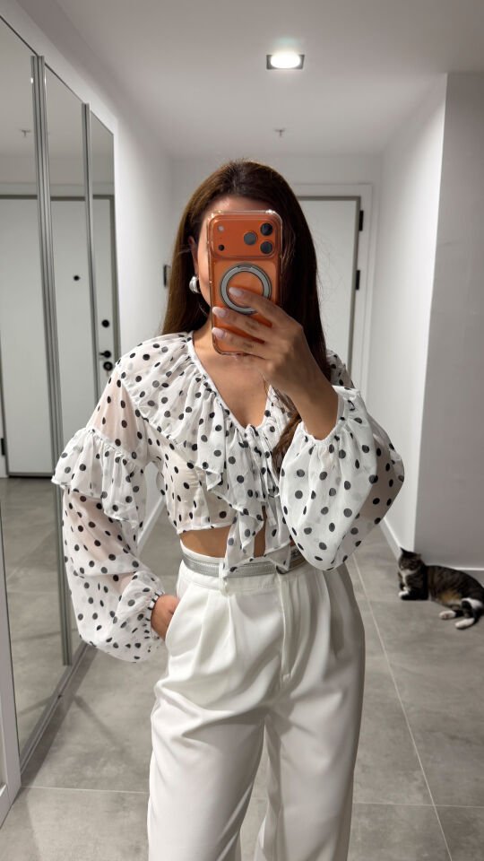 Puantiyeli Crop Bluz Beyaz