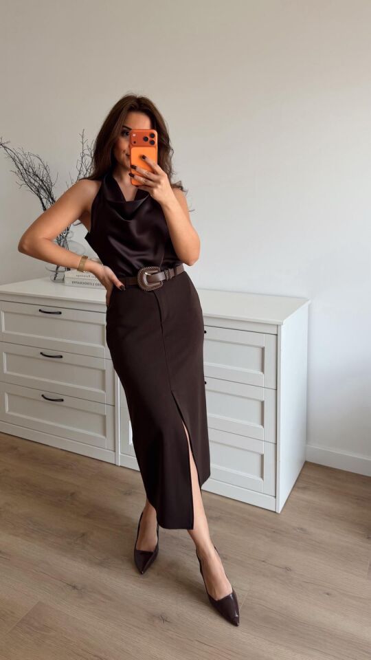 Ön Yırtmaçlı Etek Kahve