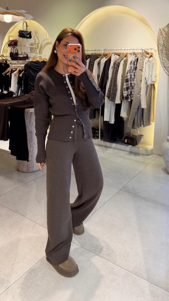 Çıtçıtlı Çelik Takım Kahve