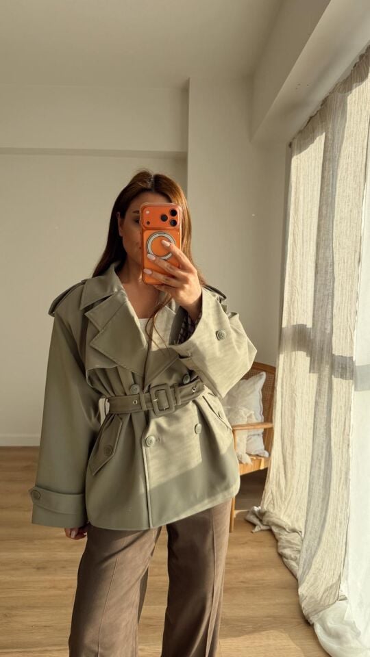 Kemerli Kısa Trench Haki