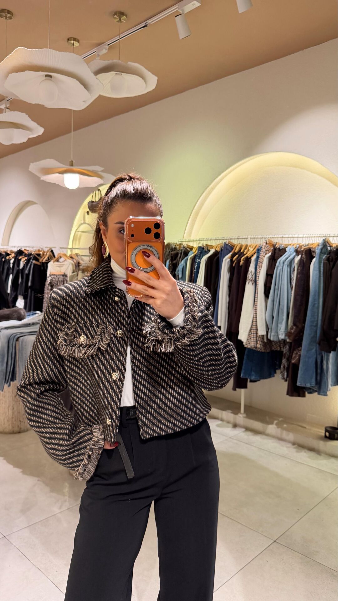 Tüvit Püsküllü Ceket