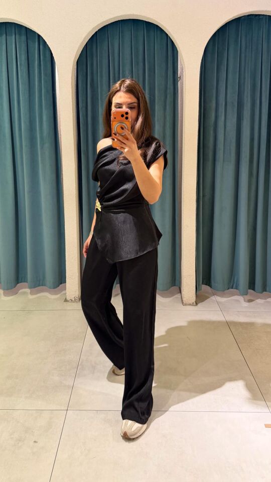 Siyah Saten Pantolon