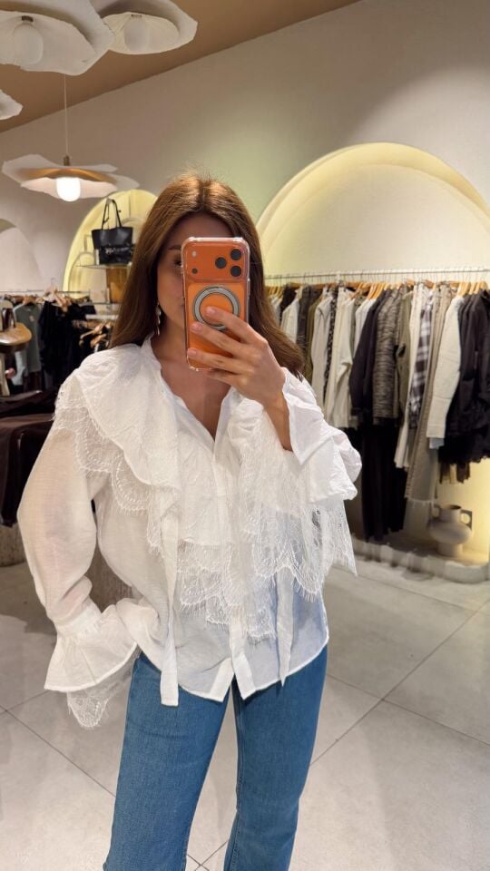 Dantelli Fırfır Gömlek Beyaz