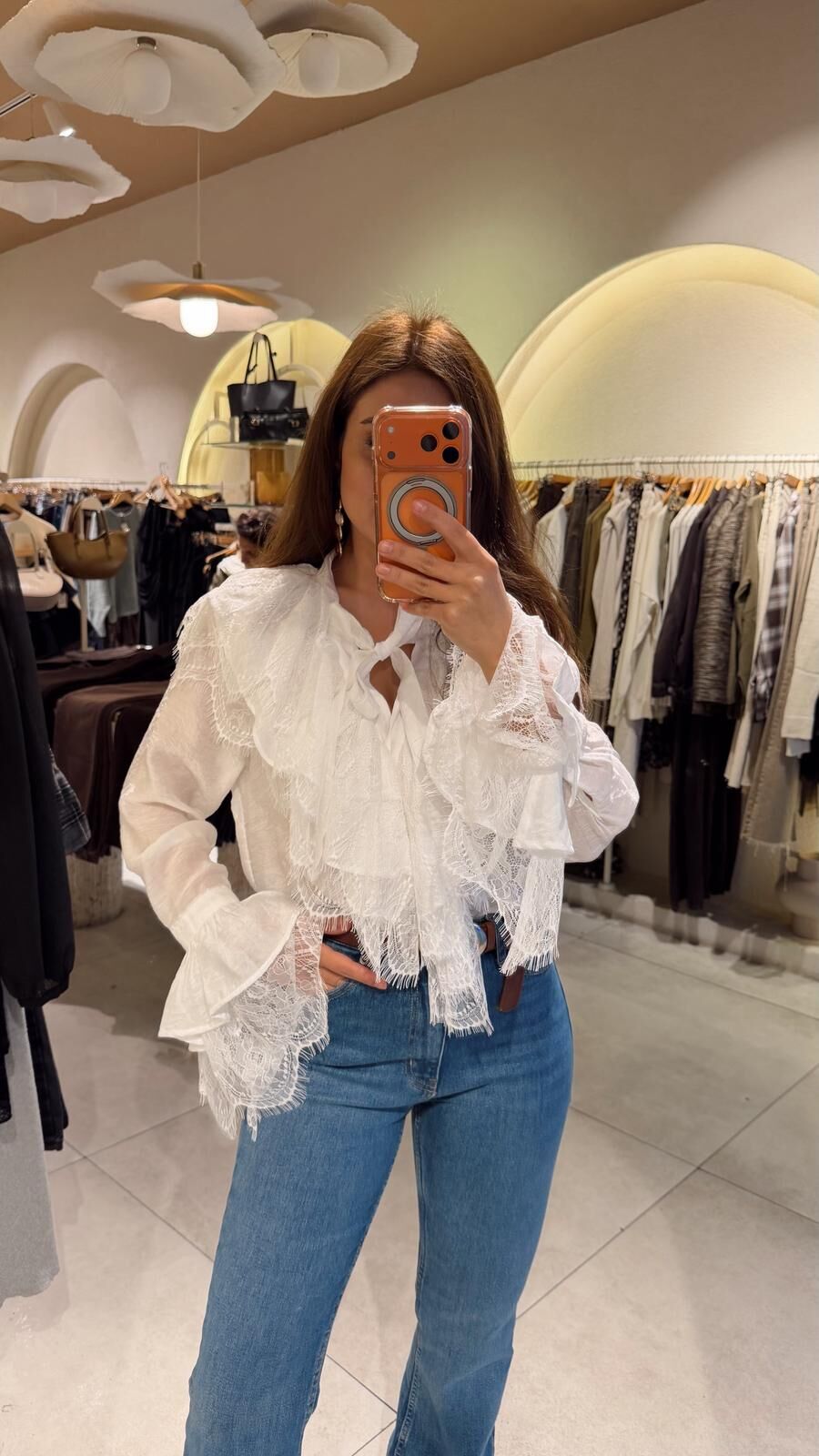 Dantelli Fırfır Gömlek Beyaz