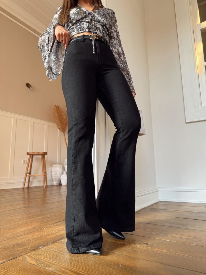 Siyah İspanyol 2106