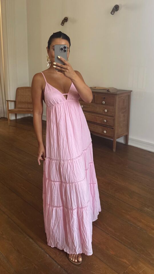 Dantel Detaylı Pembe Elbise