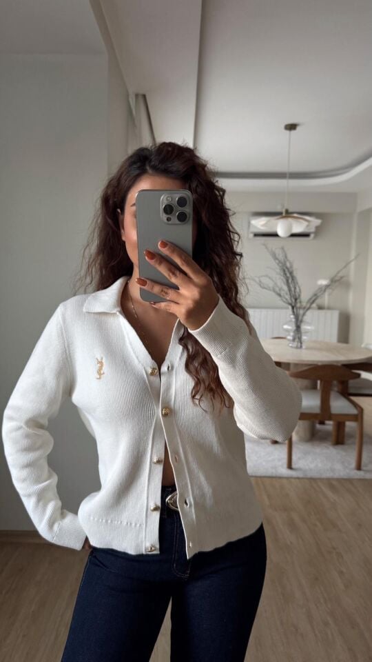 Gold Nakış Triko Hırka Ekru