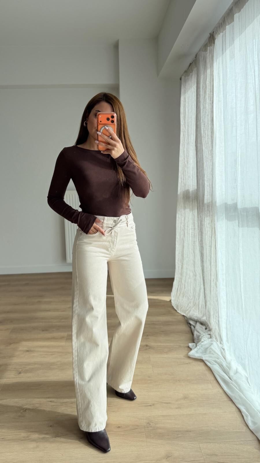 Bağcık Detay Ekru Jean