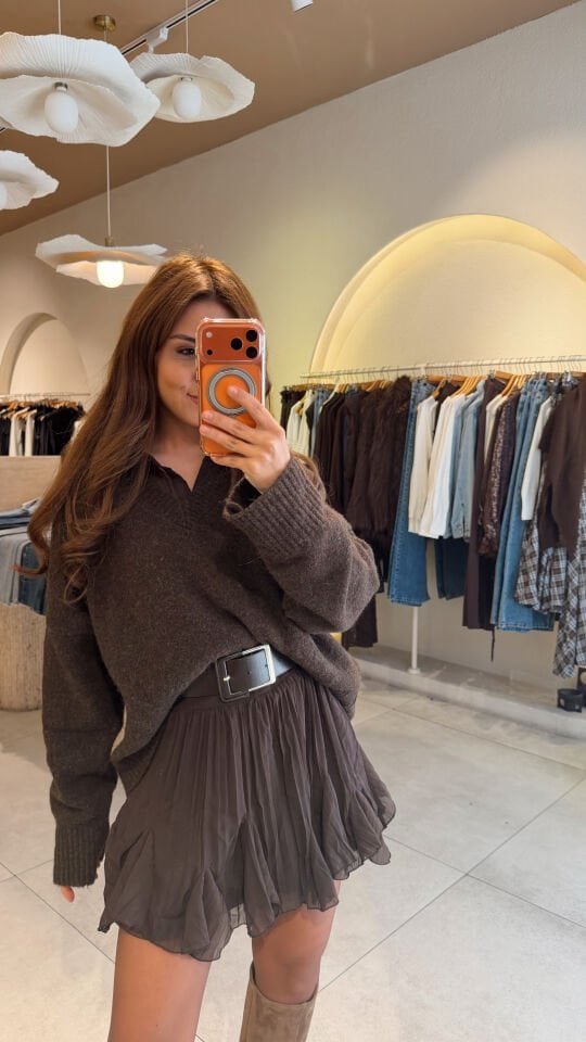 V Yaka Yumoş Kazak Kahve