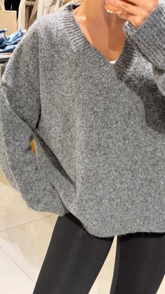 V Yaka Yumoş Kazak Gri