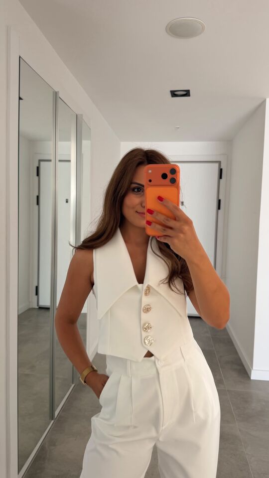 Beyaz Crop Yelek