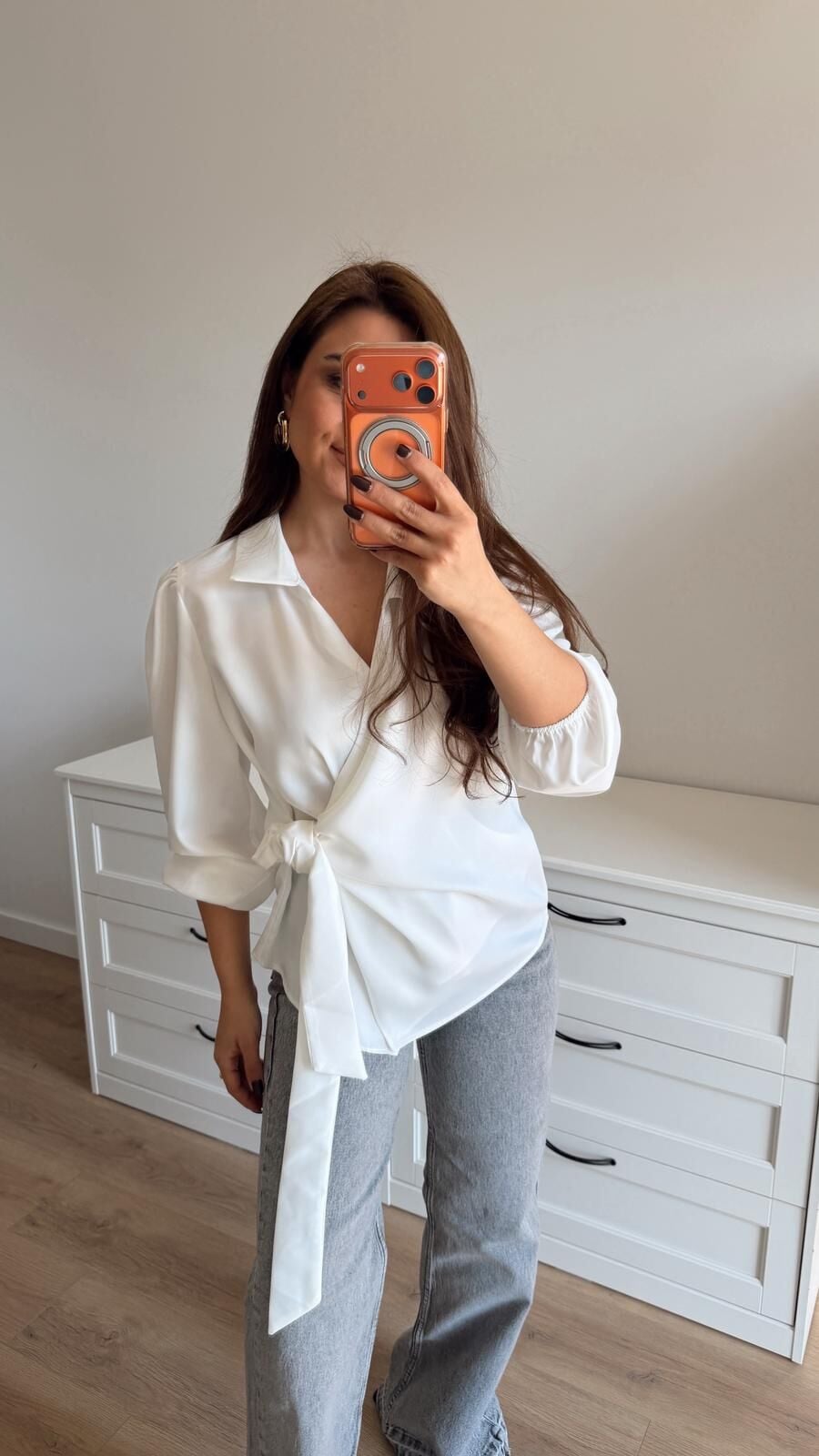 Ekru Saten Bağlamalı Gömlek