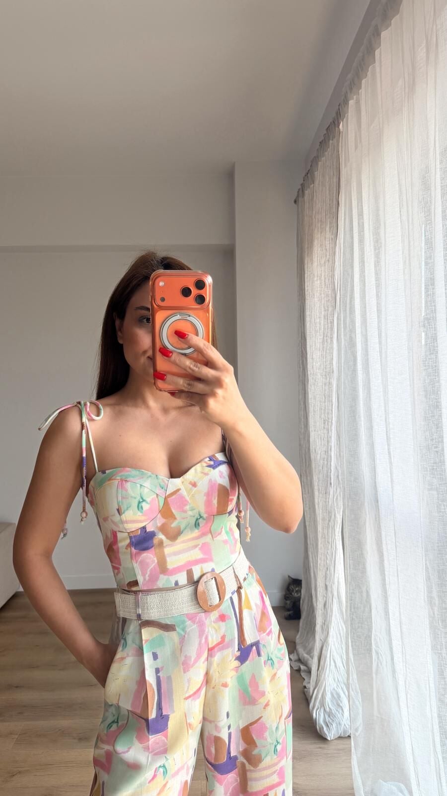 Mindy Renkli Crop