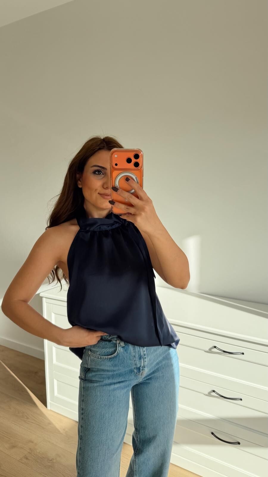 Boyundan Bağlı Laci Bluz