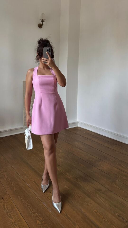 Pink Boyundan Bağlamalı Elbise