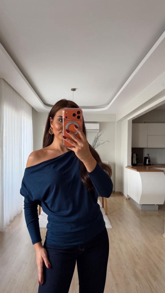 Msm Kayık Yaka Triko Laci