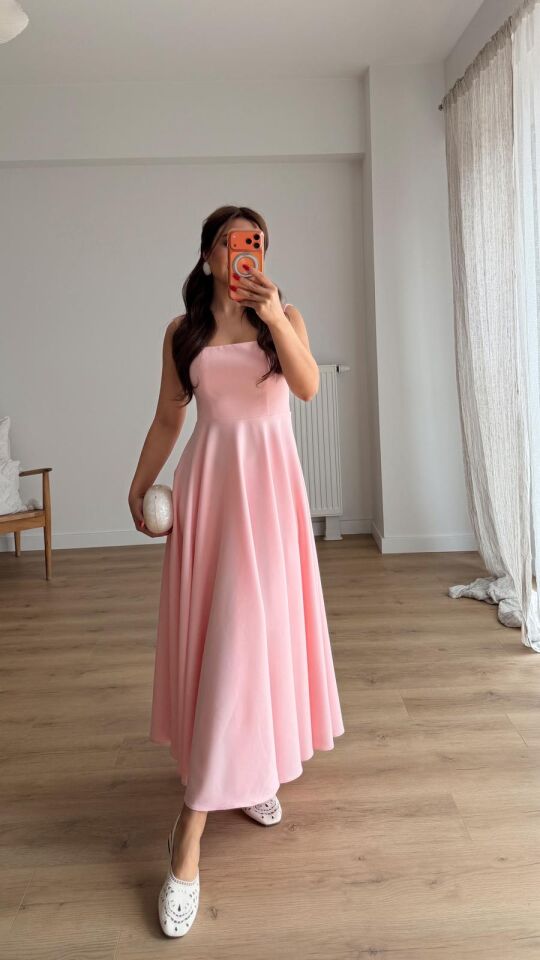 Valentina Pembe Elbise