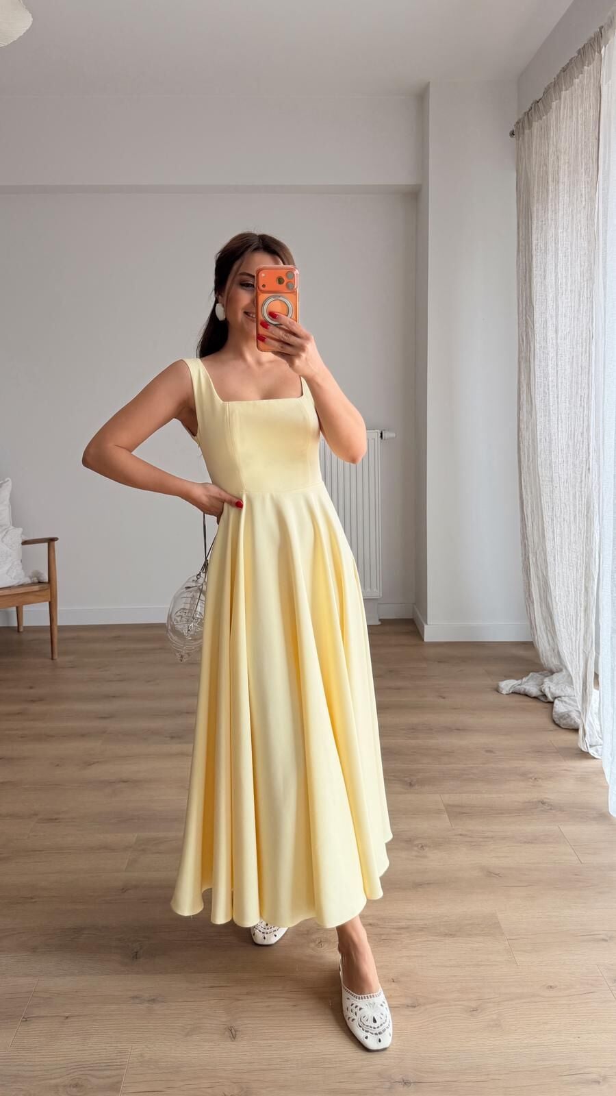 Valentina Sarı Elbise