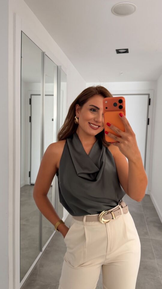 Saten Degaje Yeşil Bluz