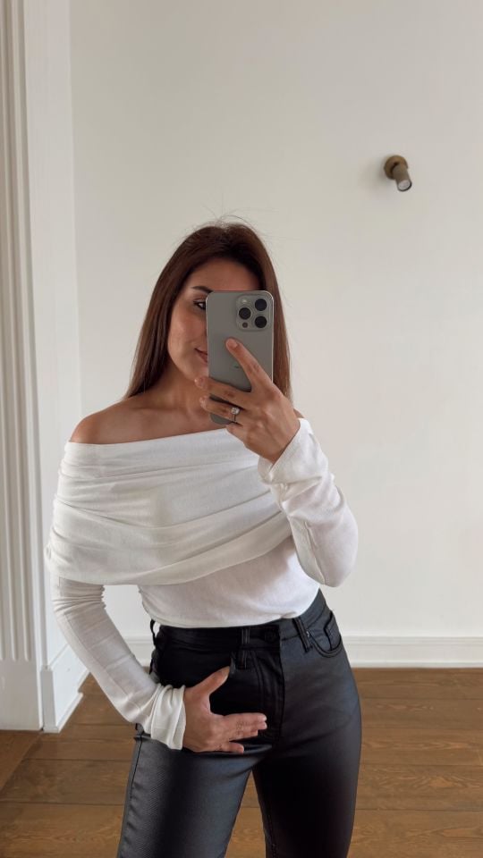 Madonna Triko Drape Bluz