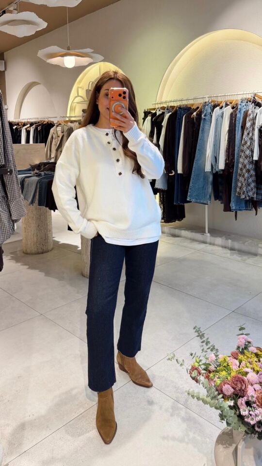 ZR Düğmeli Ekru Kazak