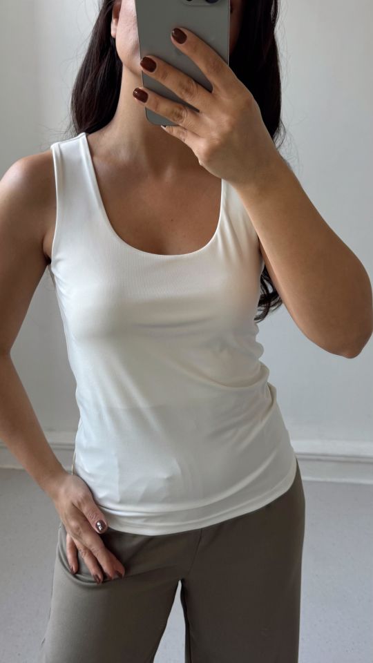 Pamuklu Kolsuz Atlet Beyaz1