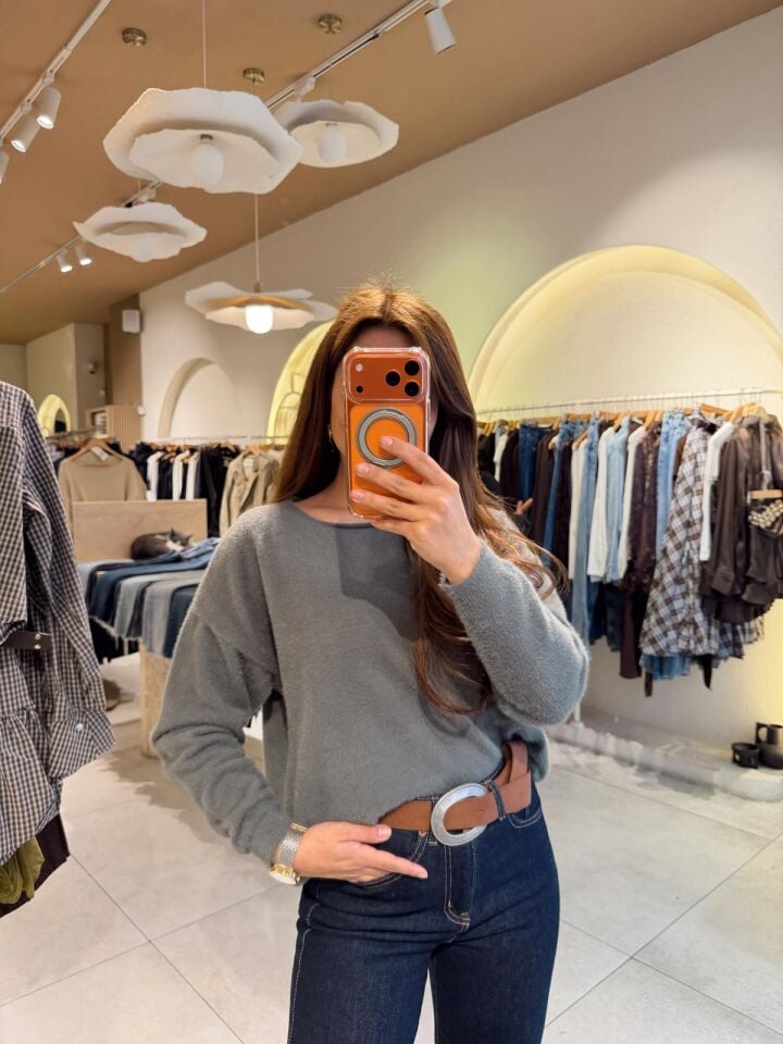 Sakallı Yeşil Kazak