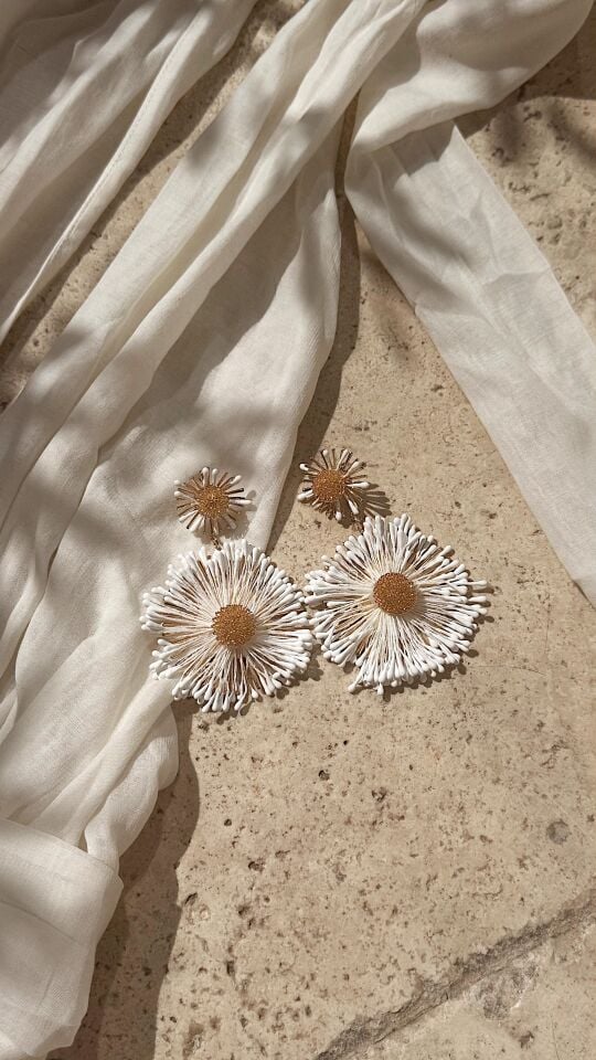 Ino White Küpe