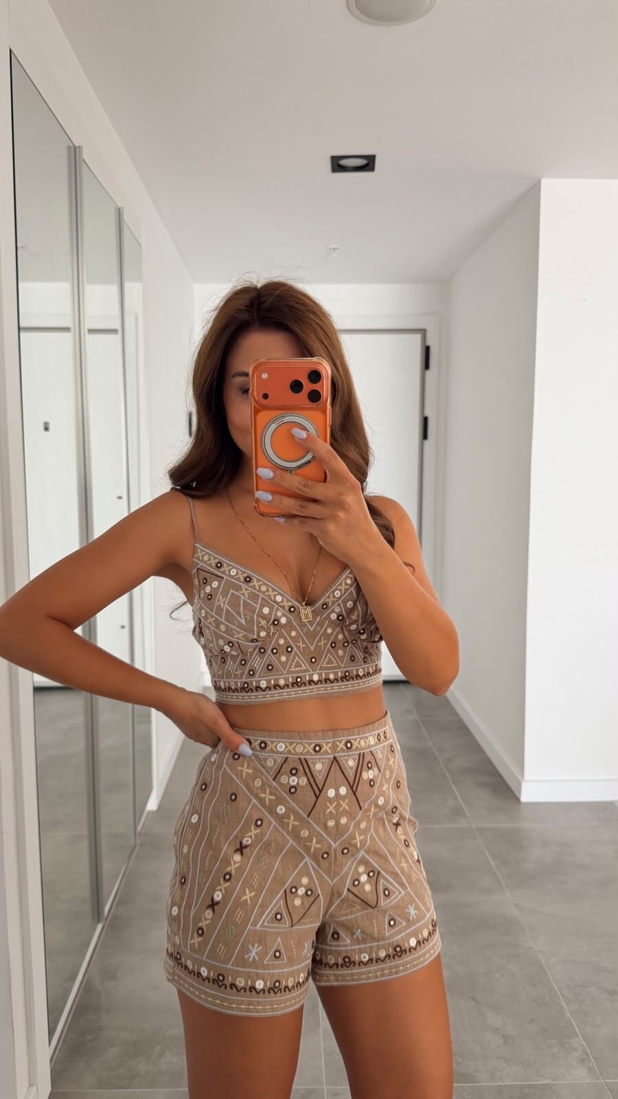 Kahve İşlemeli Crop