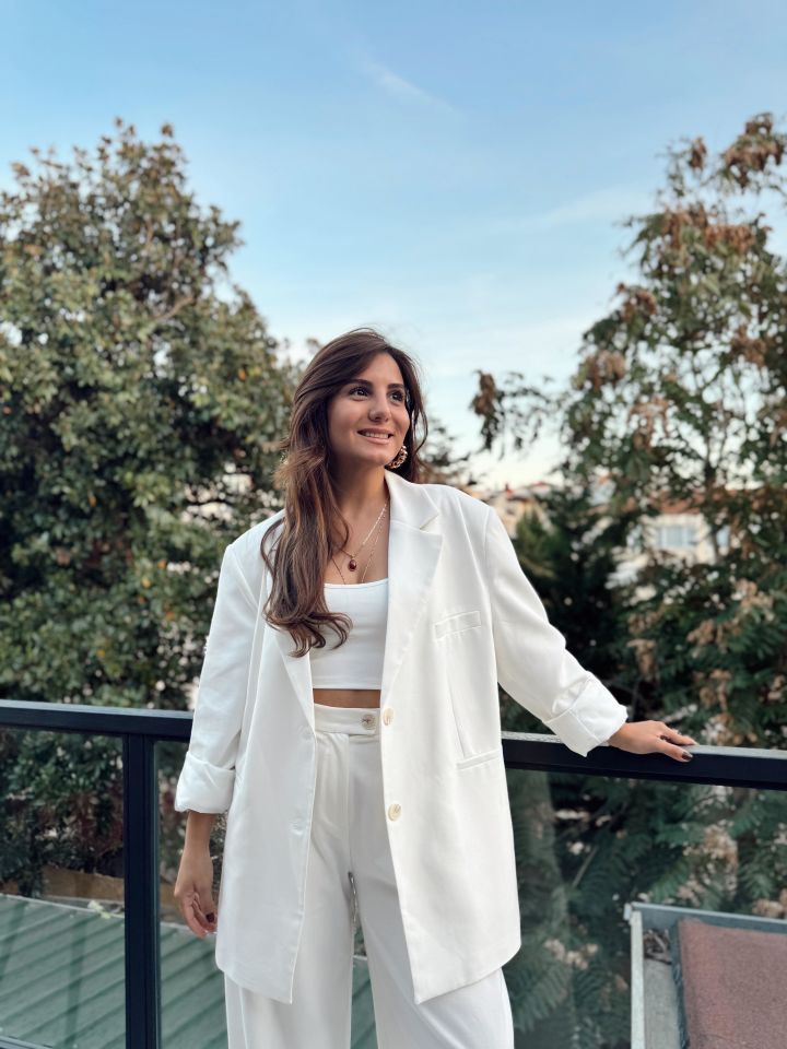 Kırık Beyaz Kemik Düğme Blazer