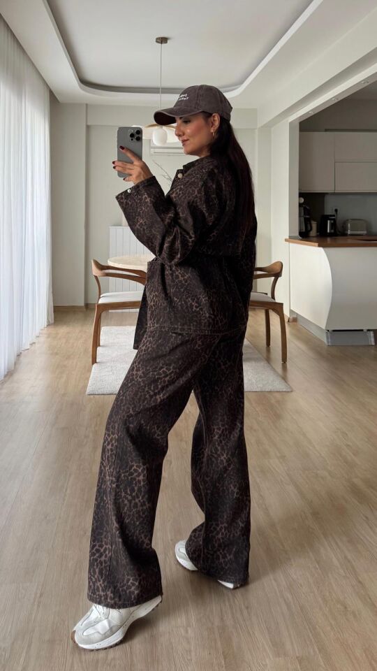 Leopar Kuşaklı Ceket