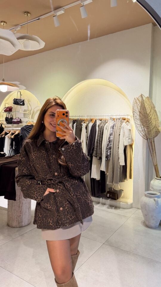 Leopar Kuşaklı Ceket