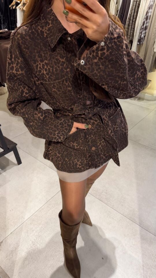 Leopar Kuşaklı Ceket