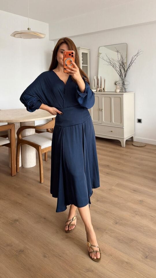 Asimetrik Saten Etek Laci