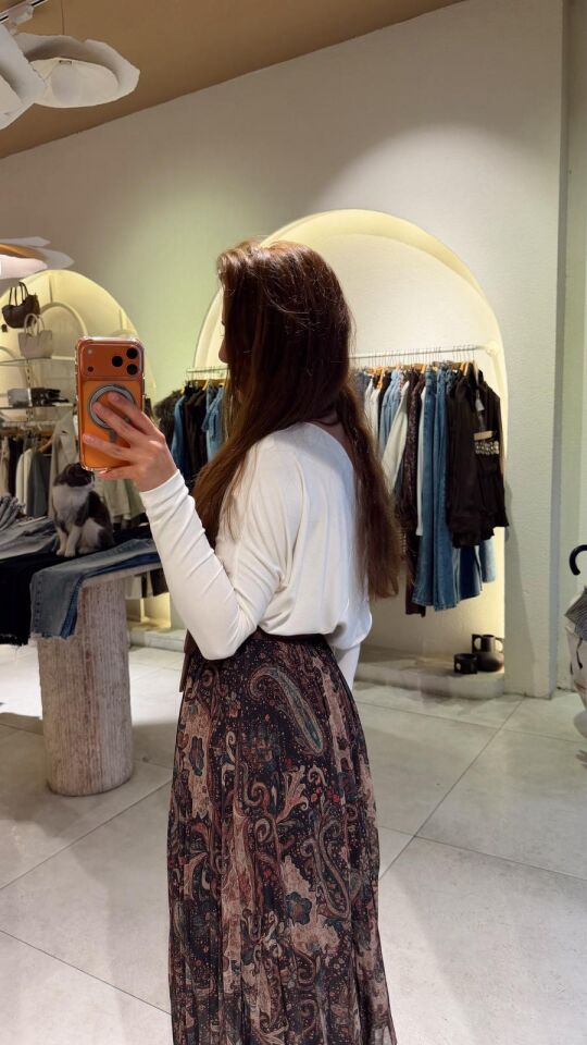 Omzu Düşük Bluz Ekru