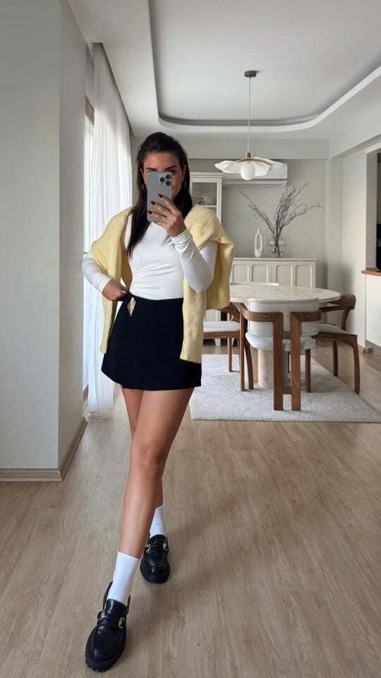 Tokalı Şort Etek Siyah