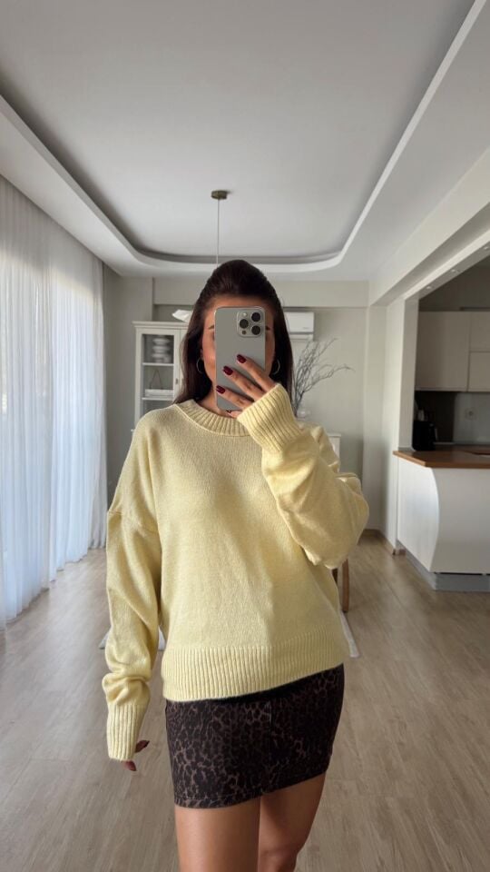 Bisiklet Yaka Düşük Kol Kazak Sarı